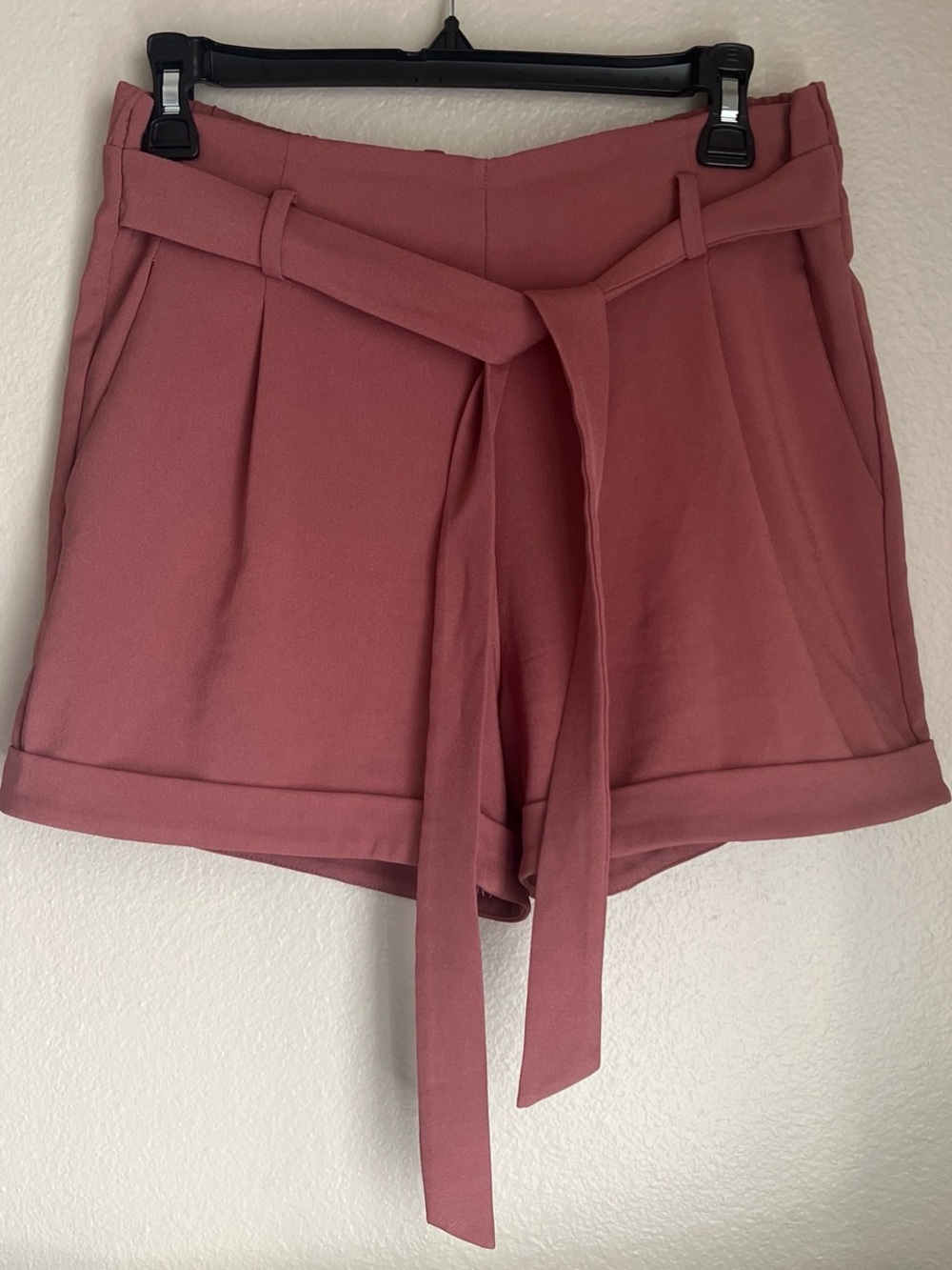 Muave High-waisted shorts